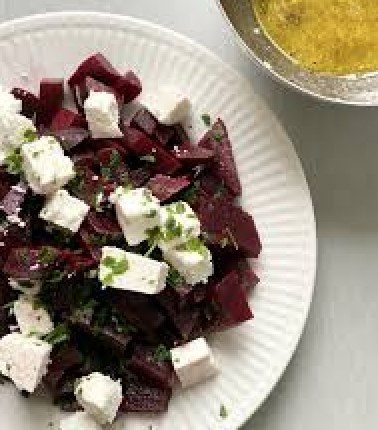Salade de betterave à la féta vinaigrette au citron