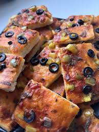 Pizza anchois tomates olives: la  pizz de mon enfance