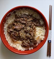 Bœuf aux oignons