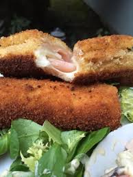 Roulé pain de mie pané cheese et salade piémontaise halal